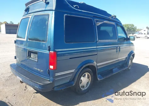 1998 Chevrolet Astro Upfitter Pkg. из США, поврежденный, VIN 1GBDM19W7WB122004